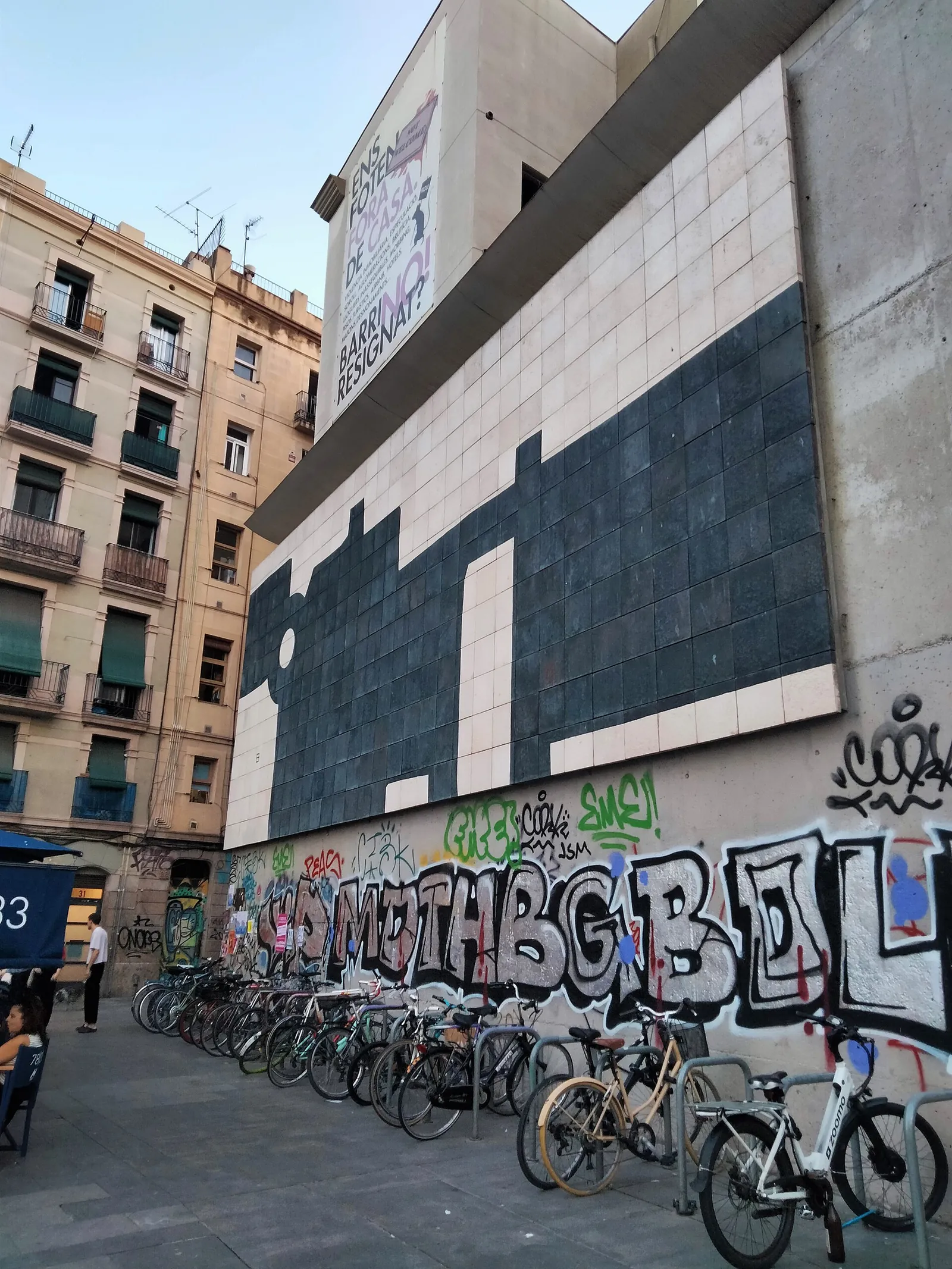 Barcelona, mural G-333