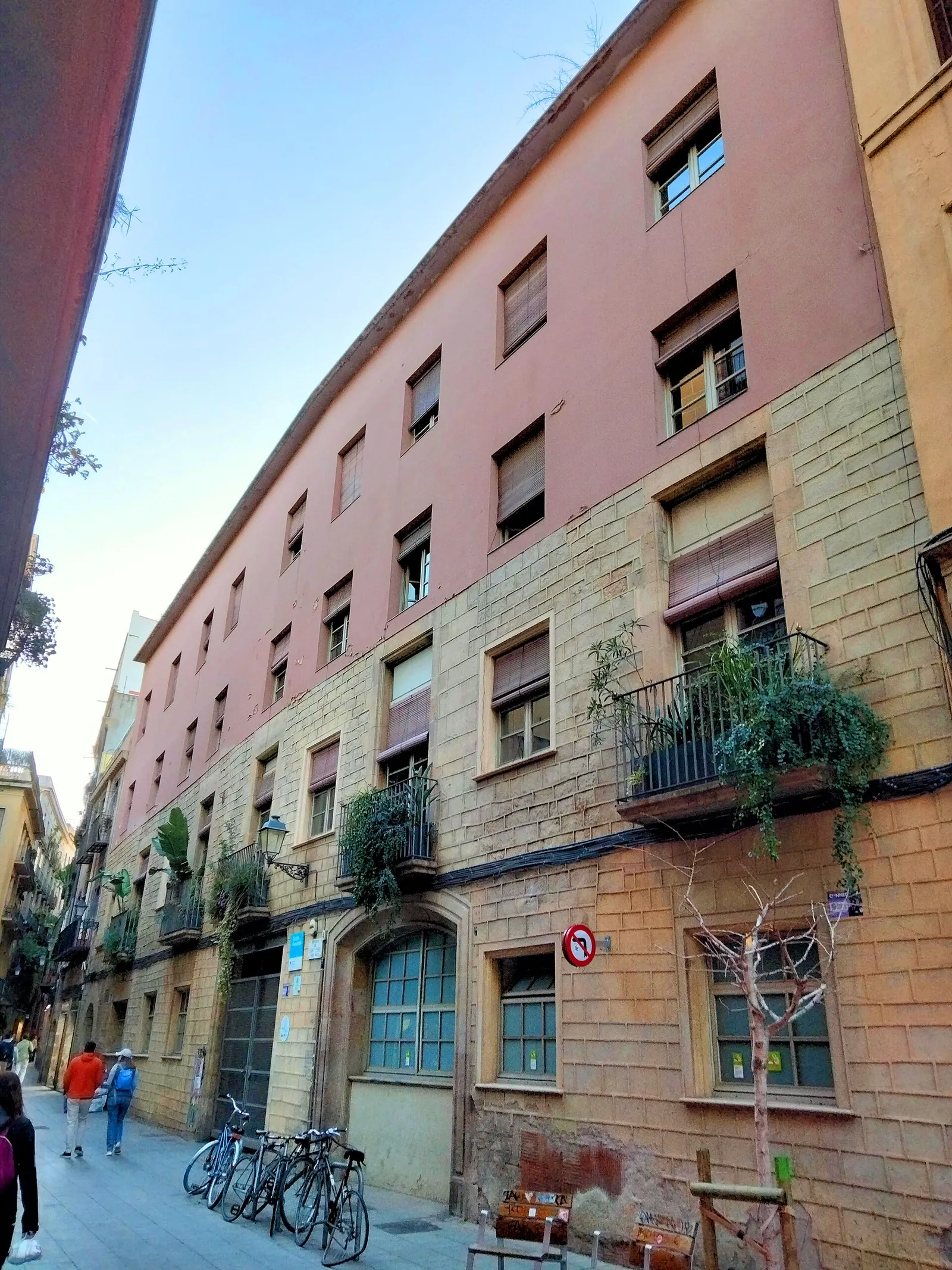 Palau Dou