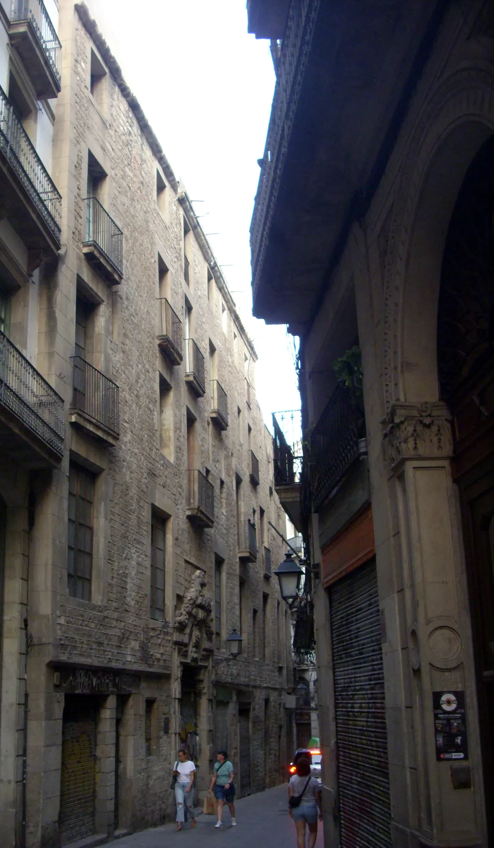 Palau Vilana-Perles