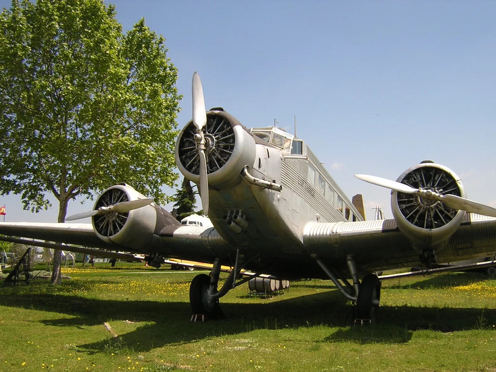 CASA 352