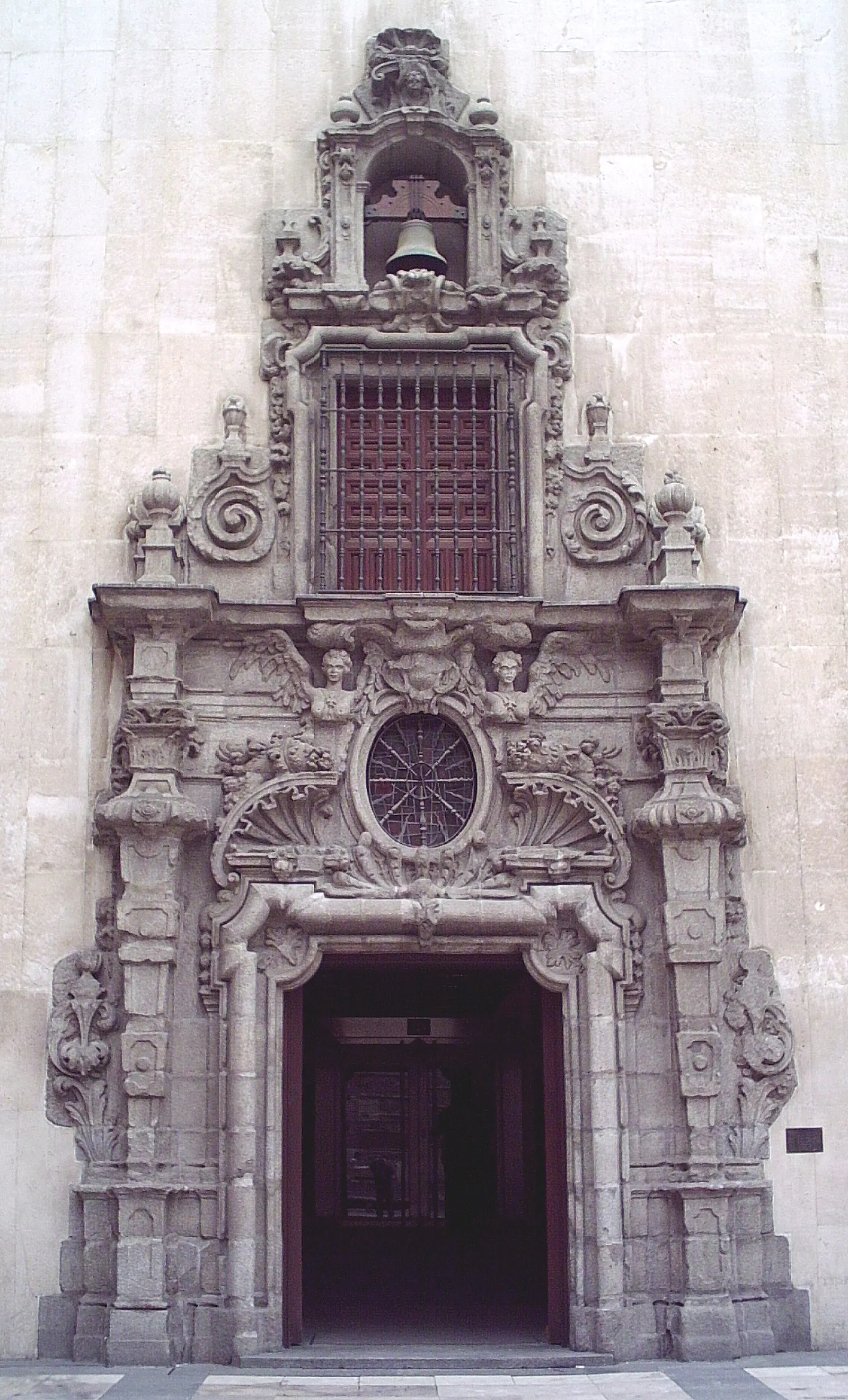 Capilla - Portada del arquitecto Pedro de Ribera