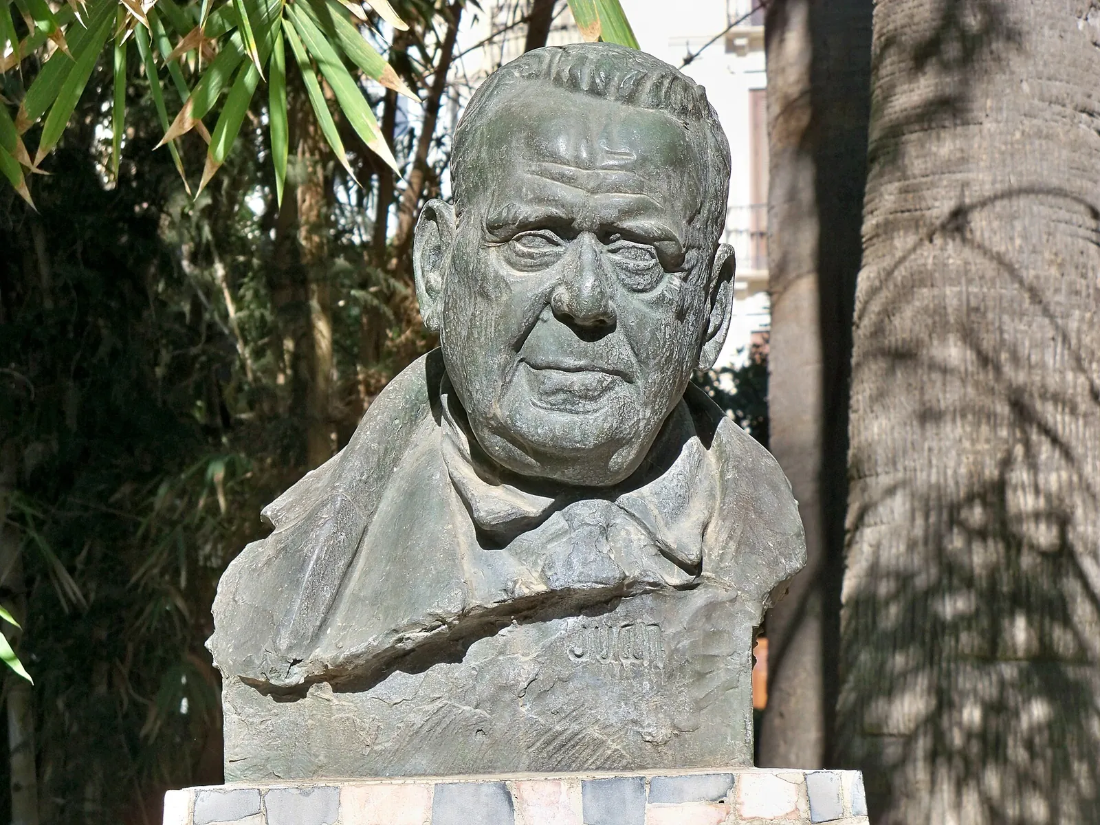Monumento a Narciso Díaz de Escovar