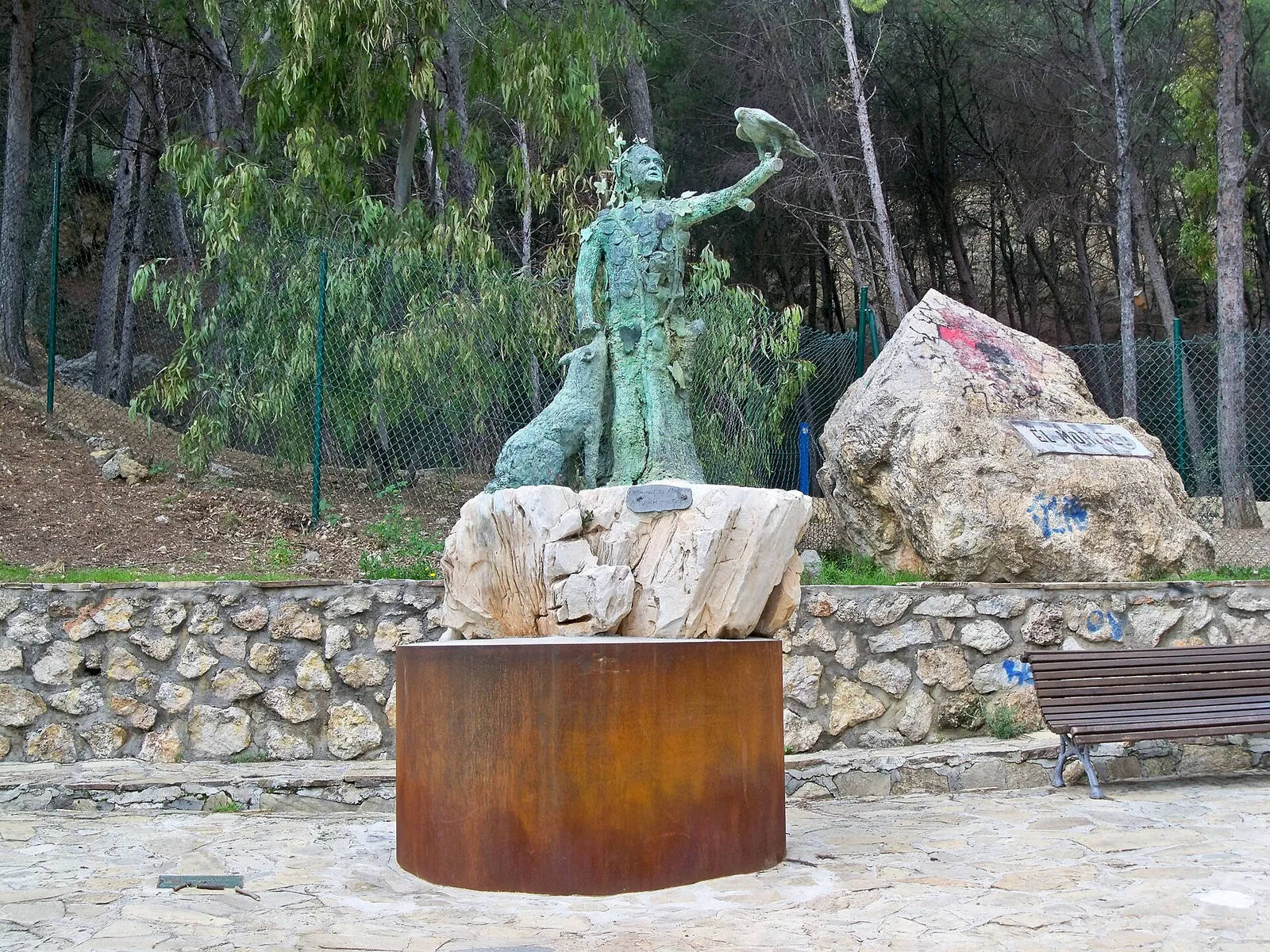 Monumento a Félix Rodríguez de la Fuente