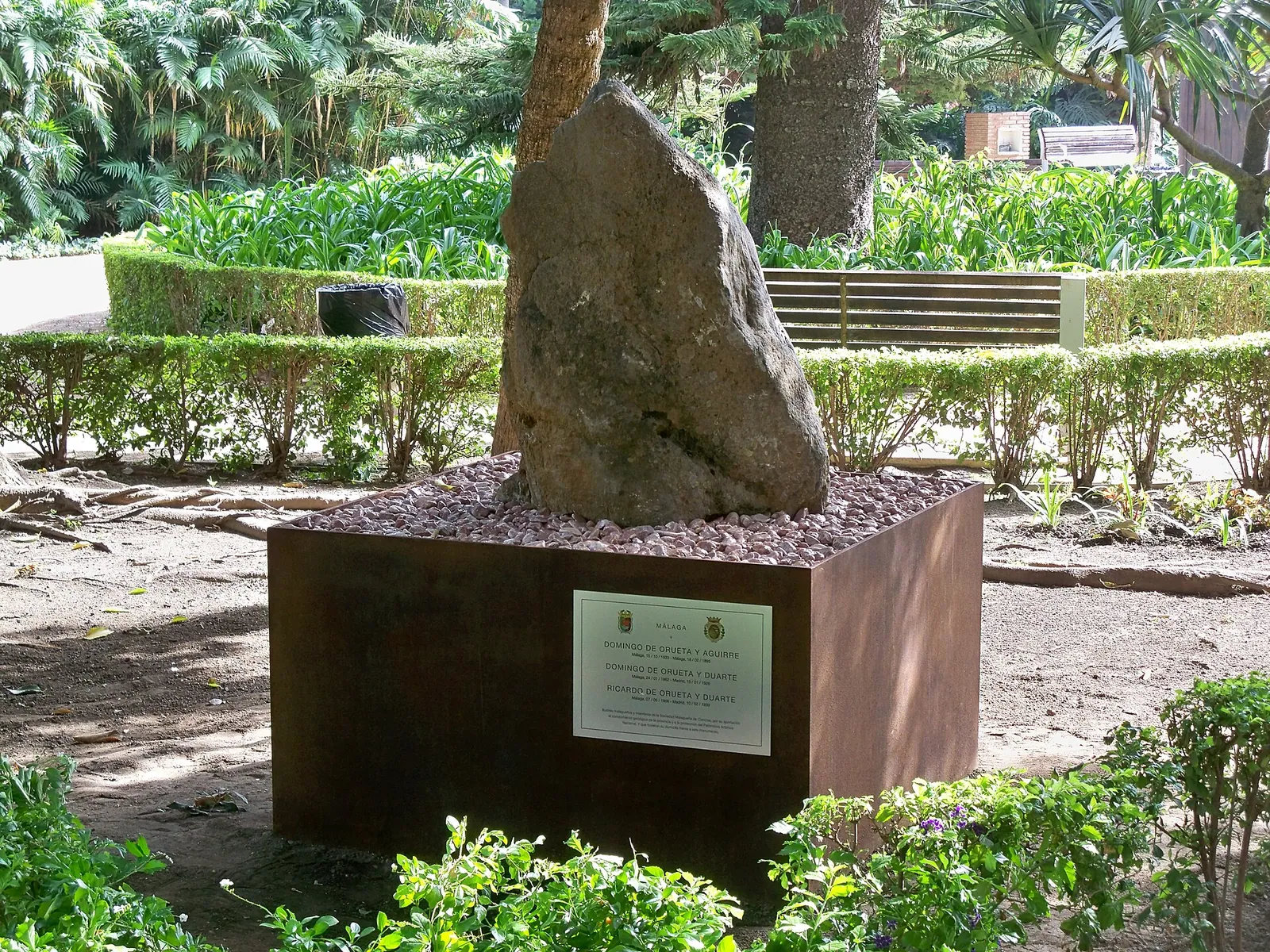 Monumento a la Familia Orueta