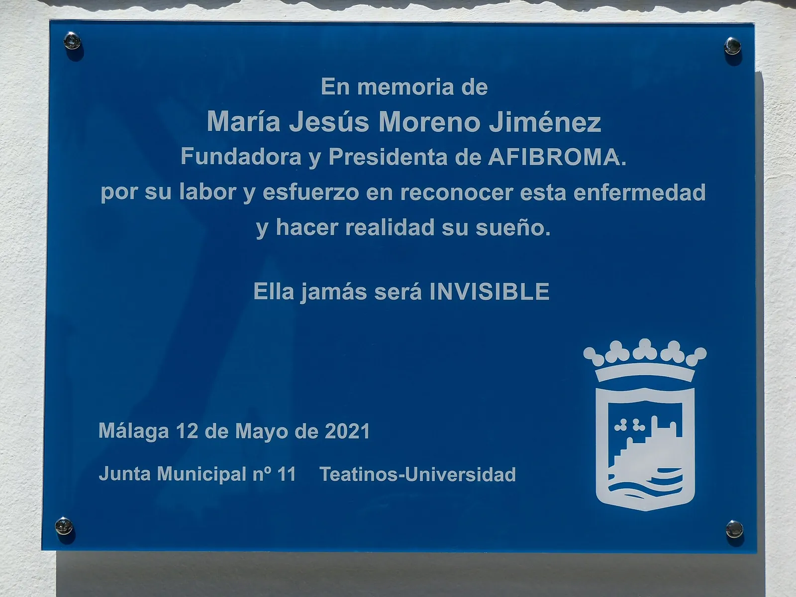 Placa a María Jesús Moreno Jiménez