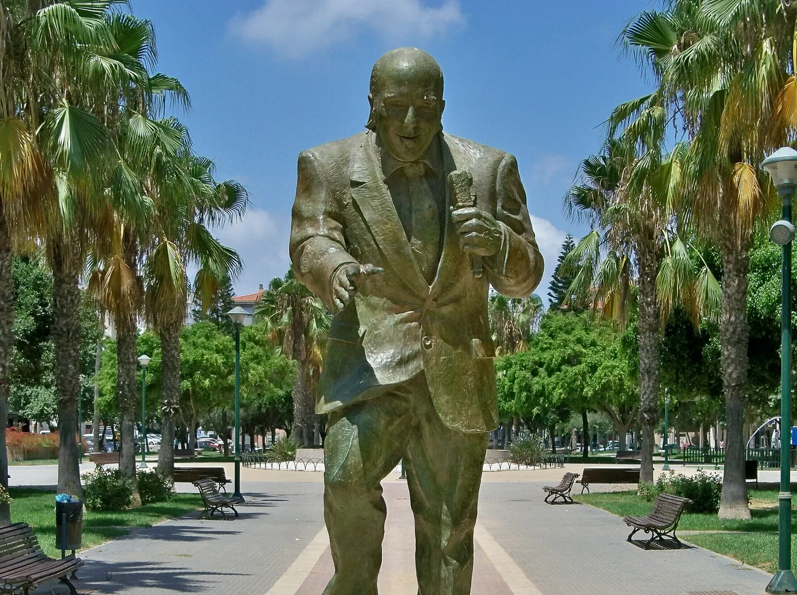 Monumento a Chiquito de la Calzada