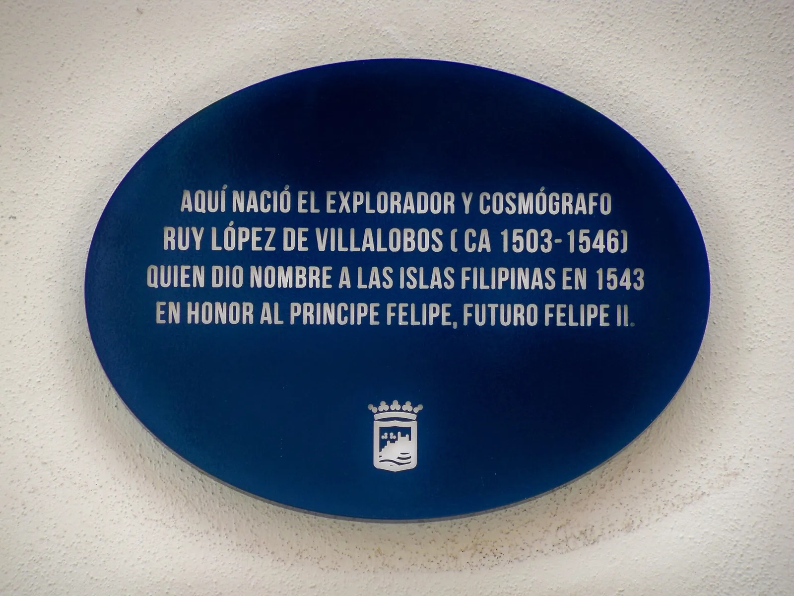 Placa a Ruy López de Villalobos