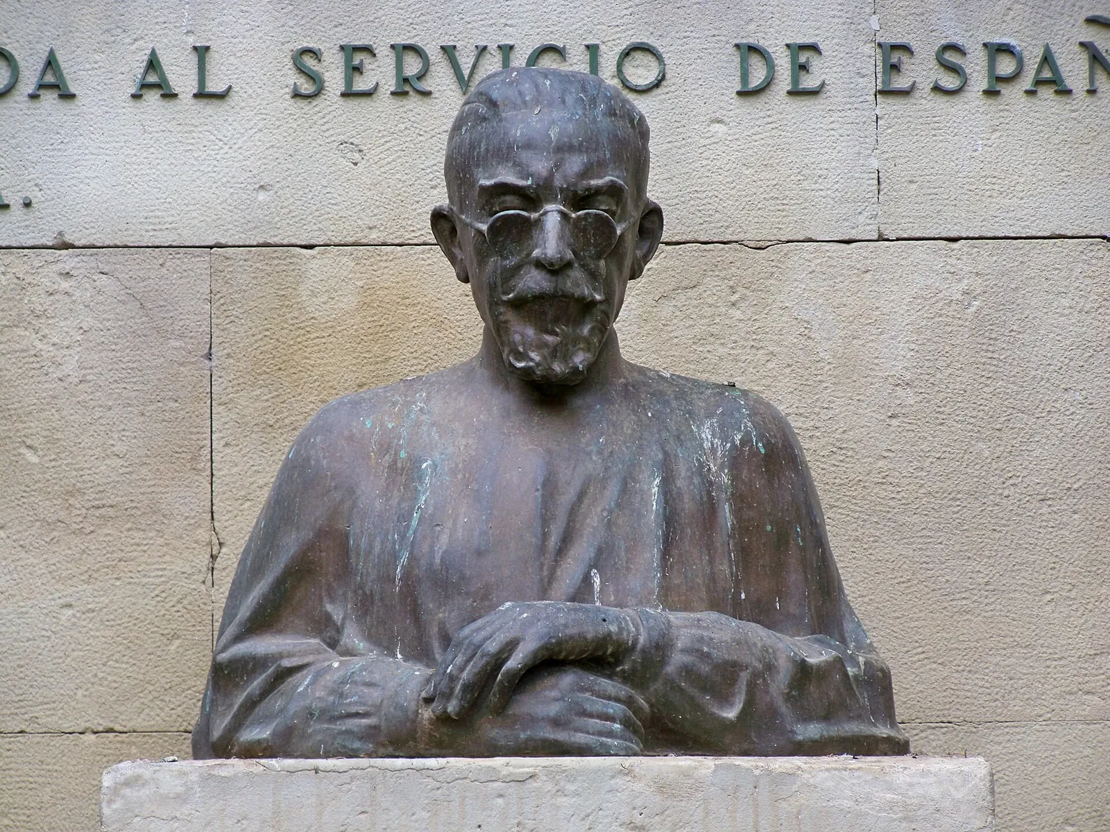 Monumento al Doctor Gálvez Ginachero