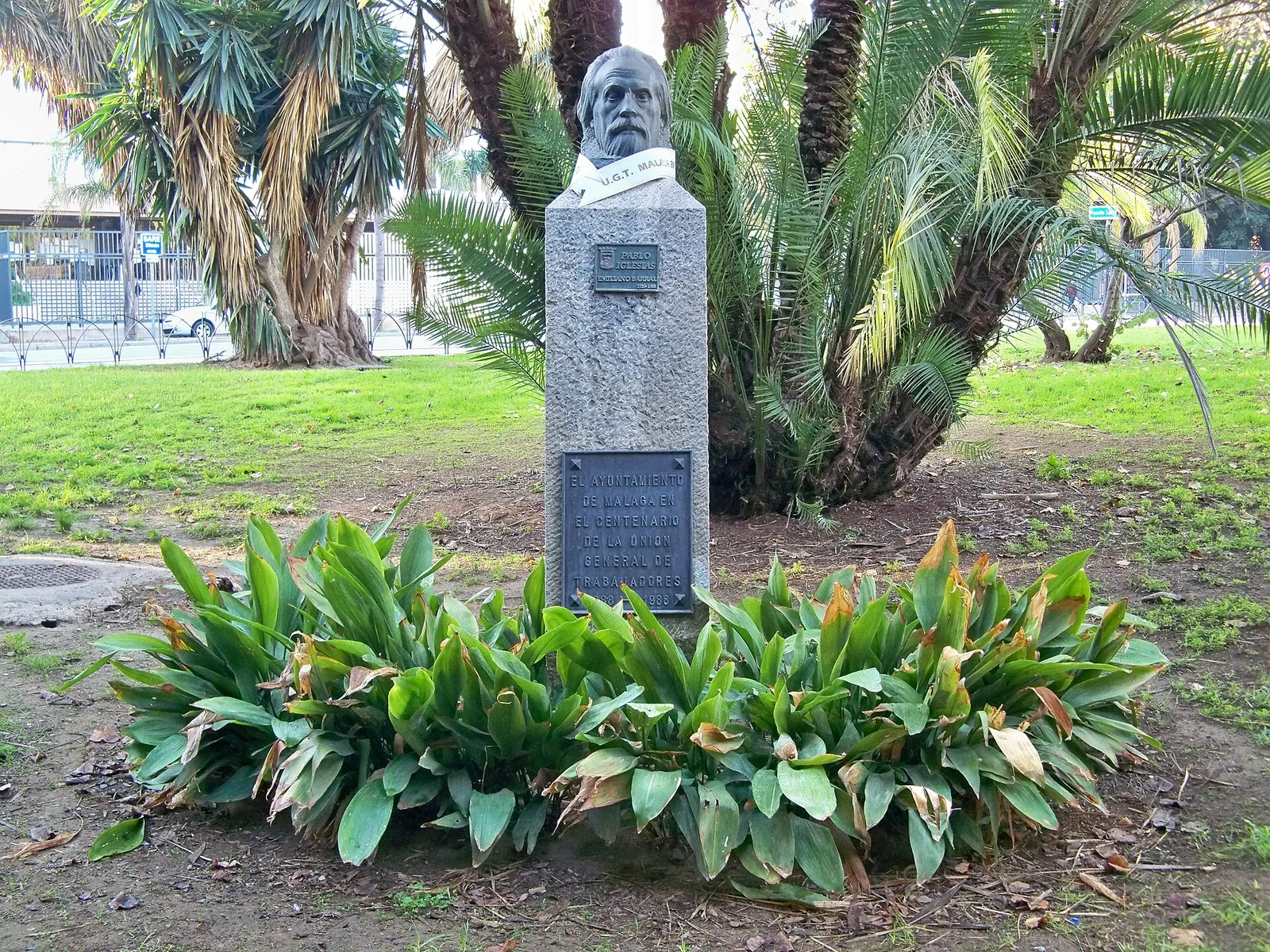 Monumento a Pablo Iglesias