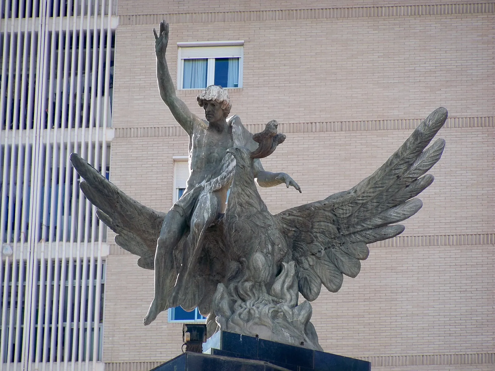Ave Fénix