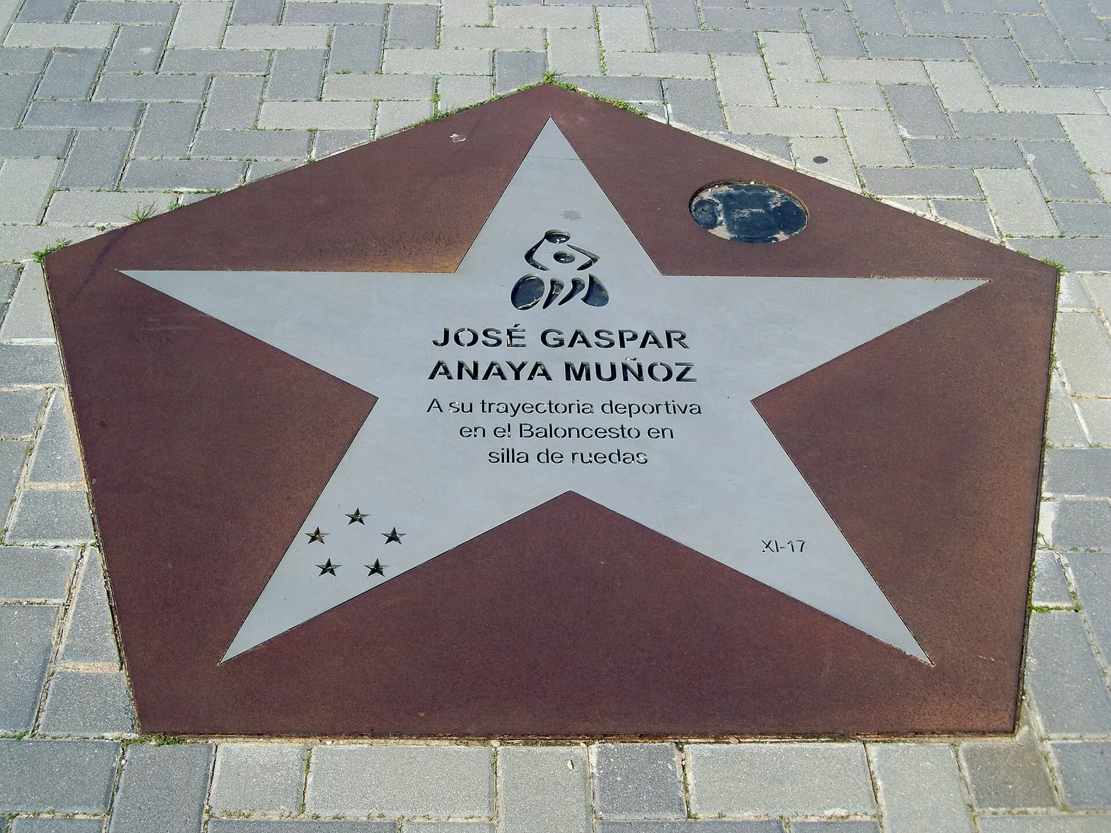 Placa a José Gaspar Anaya Muñoz
