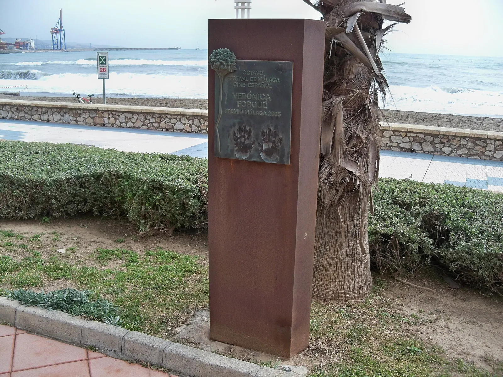 Monumento a Verónica Forqué