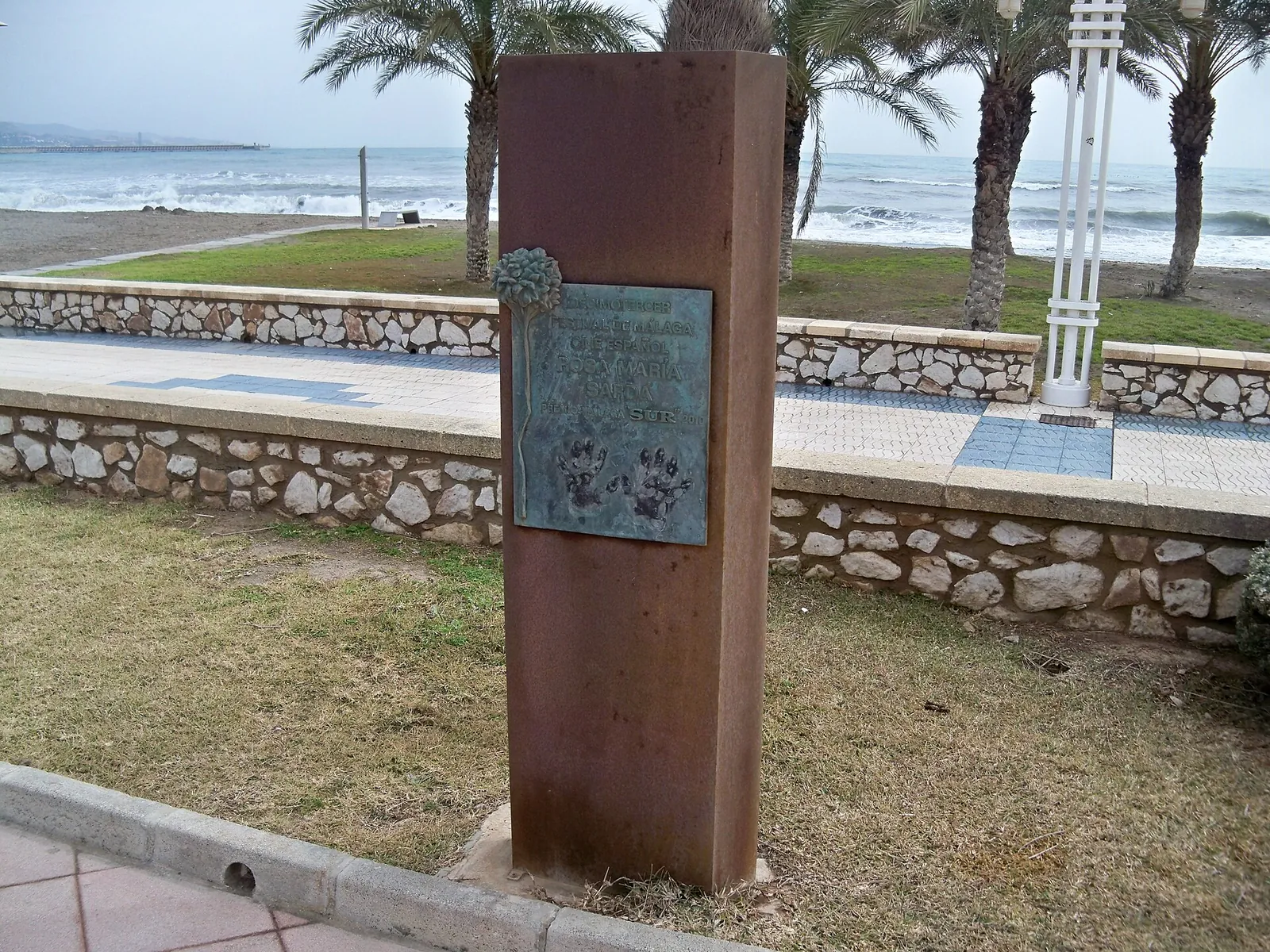 Monumento a Rosa María Sardá