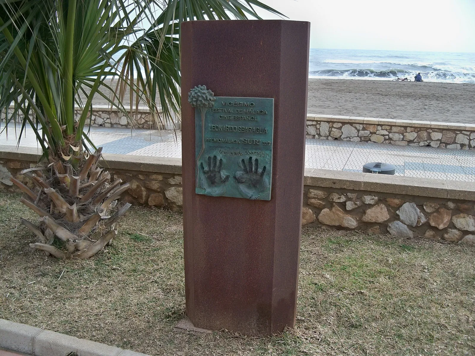 Monumento a Leonardo Sbaraglia