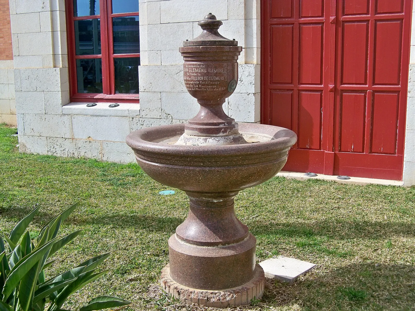 Monumento a Juan Clemens Ramírez