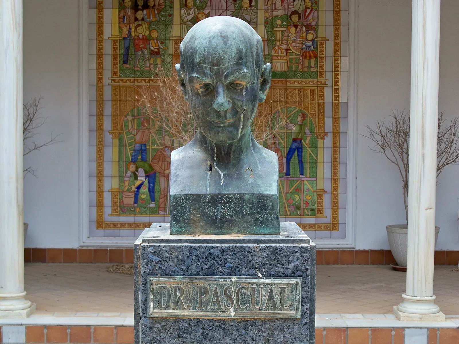 Monumento a José Manuel Pascual Pascual