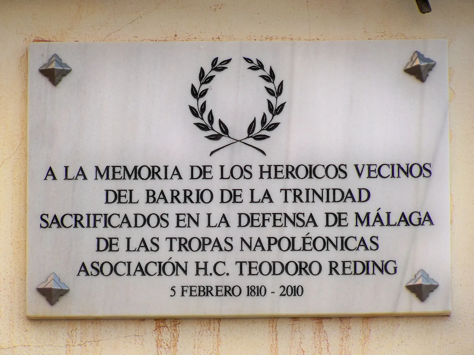 Placa a los Vecinos de La Trinidad Fallecidos en la Defensa de Málaga contra la Invasión Napoleónica