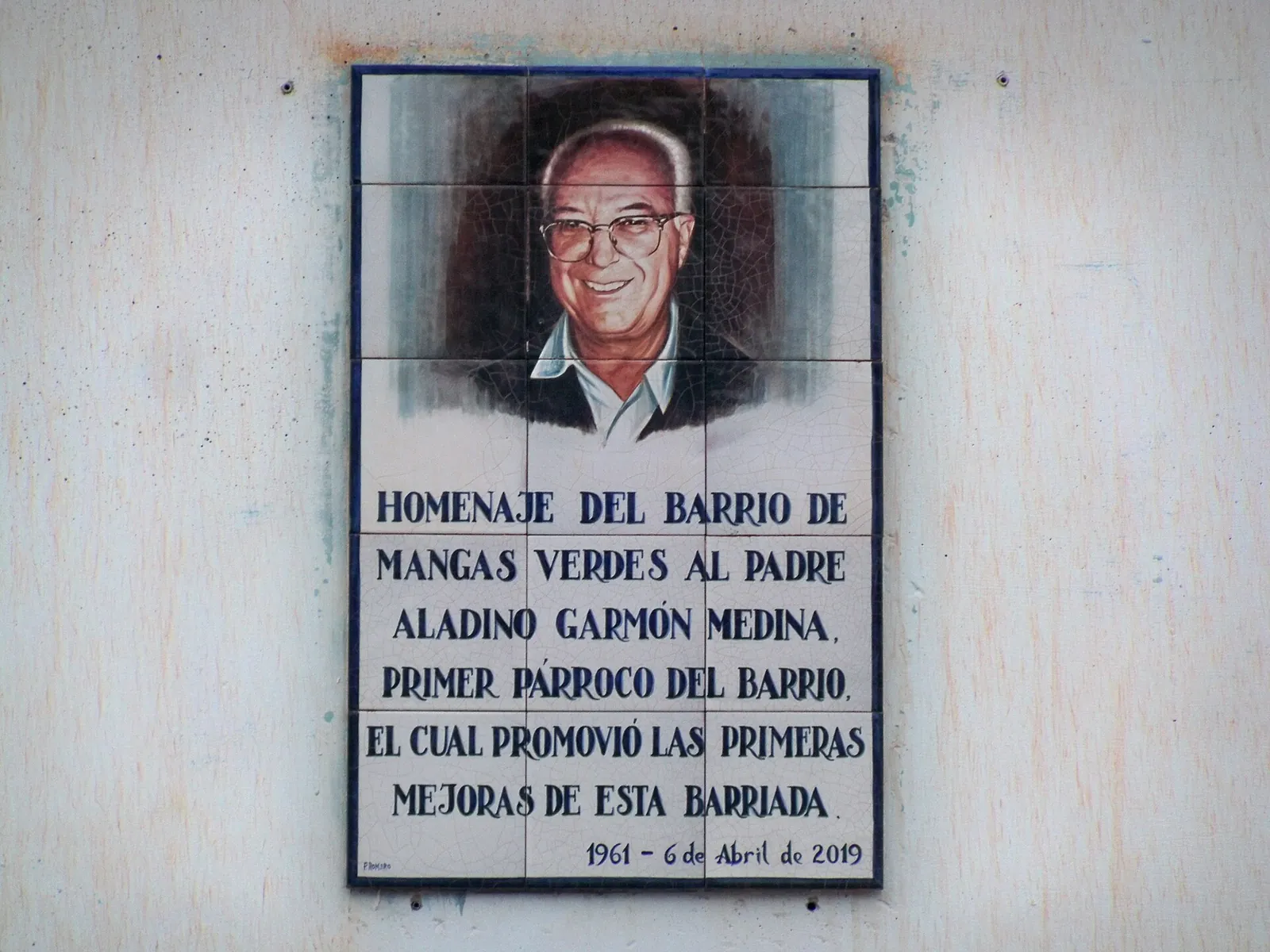 Placa a Aladino Garmón Medina