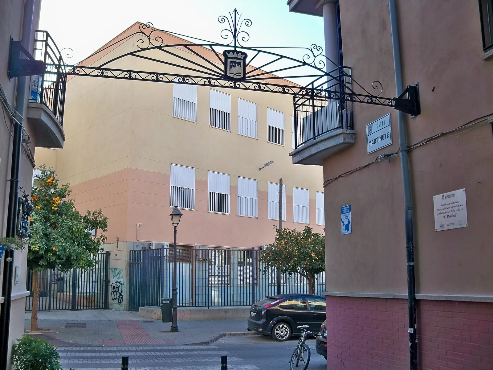 Monumento a la Recuperación de las Calles de El Perchel