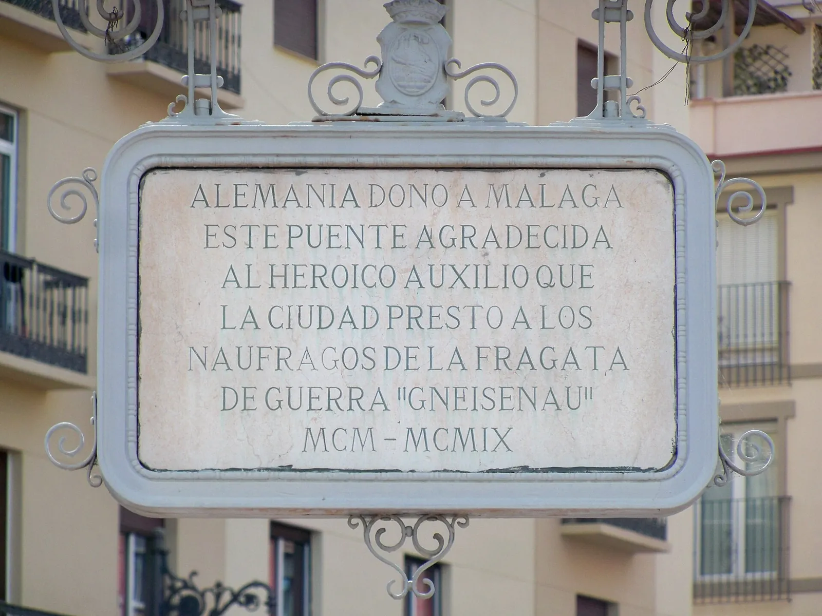 Placa a la Construcción del Puente de los Alemanes