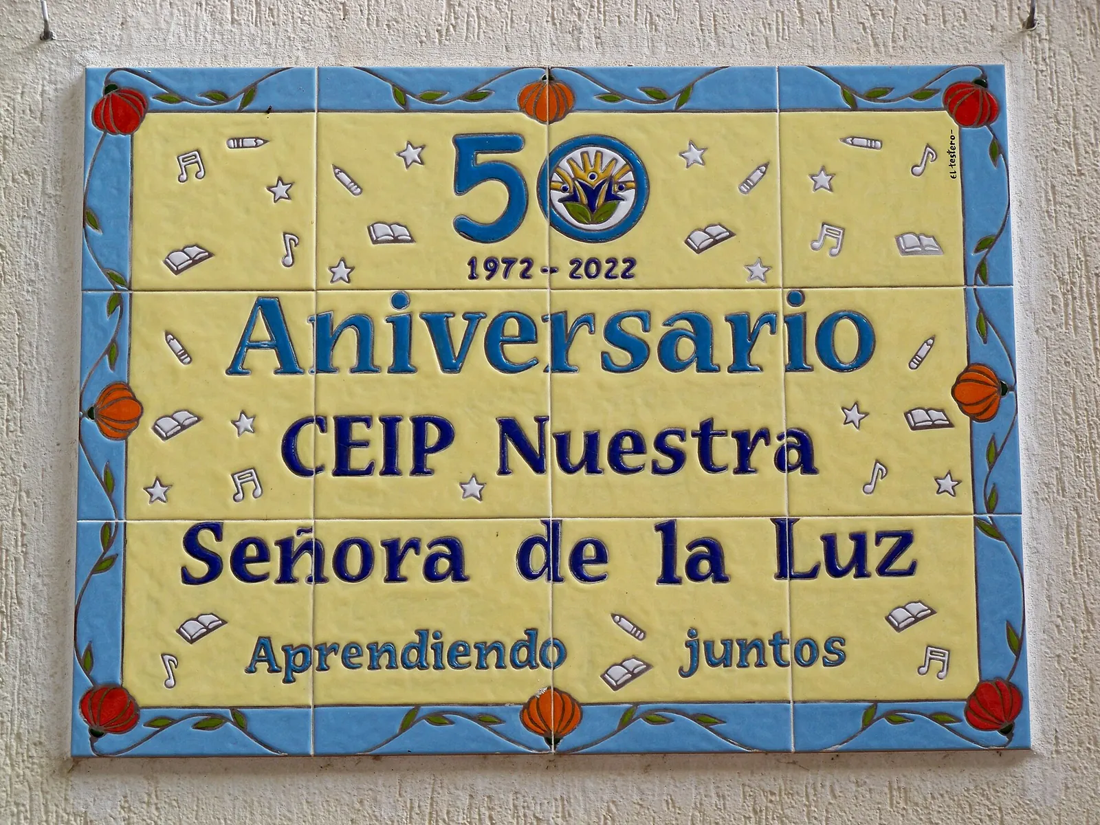 Placa al Colegio Nuestra Señora de la Luz