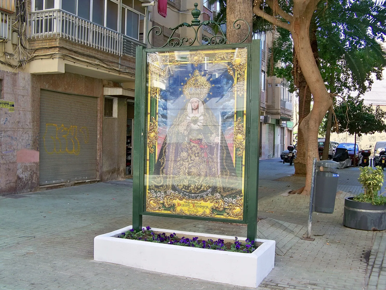 Monumento a la Virgen de Dolores y Esperanza