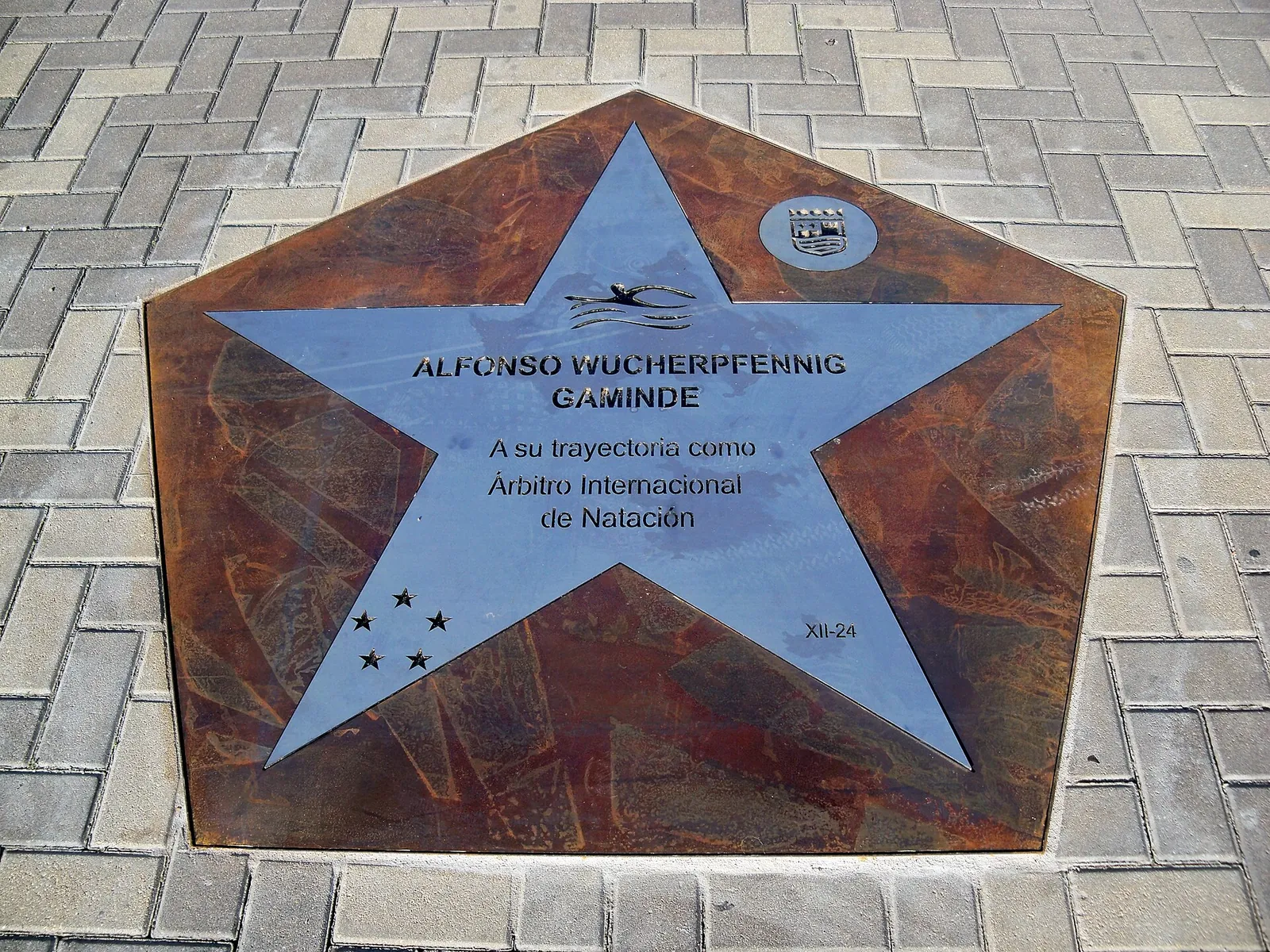 Placa a Alfonso Wucherpfennig Gaminde
