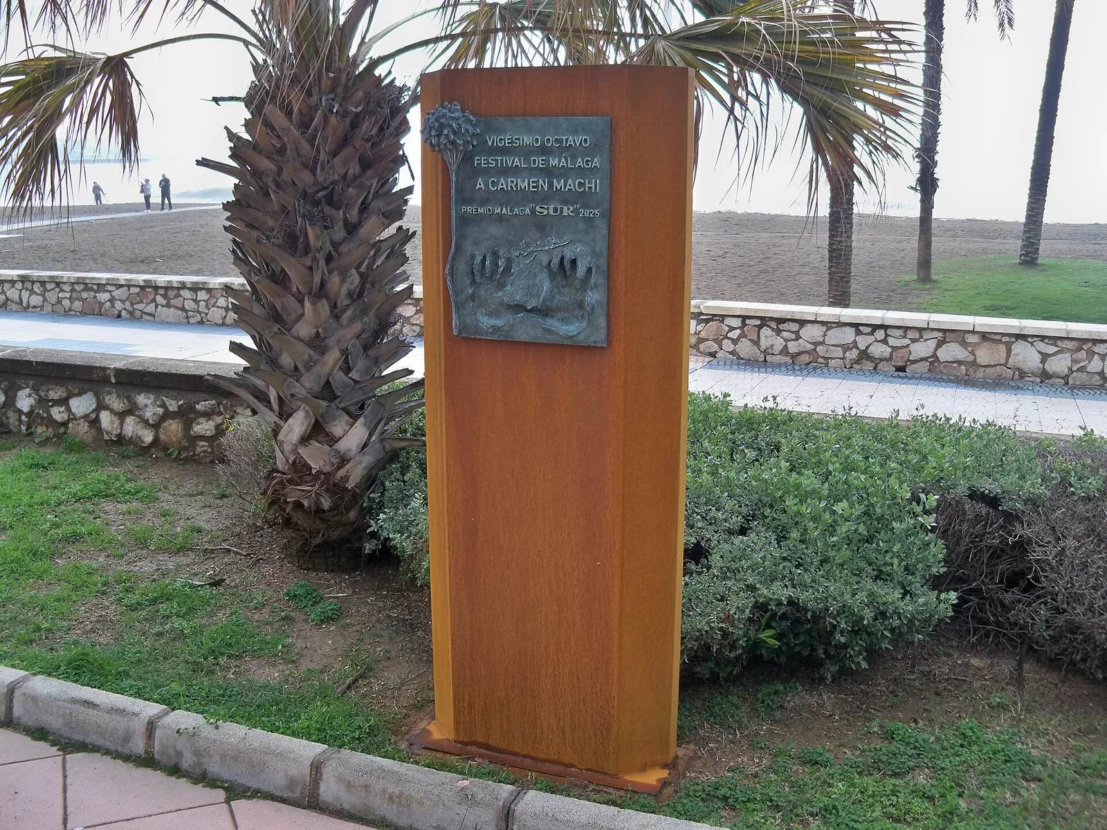 Monumento a Carmen Machi