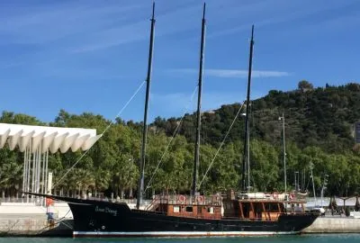 Muelle Uno