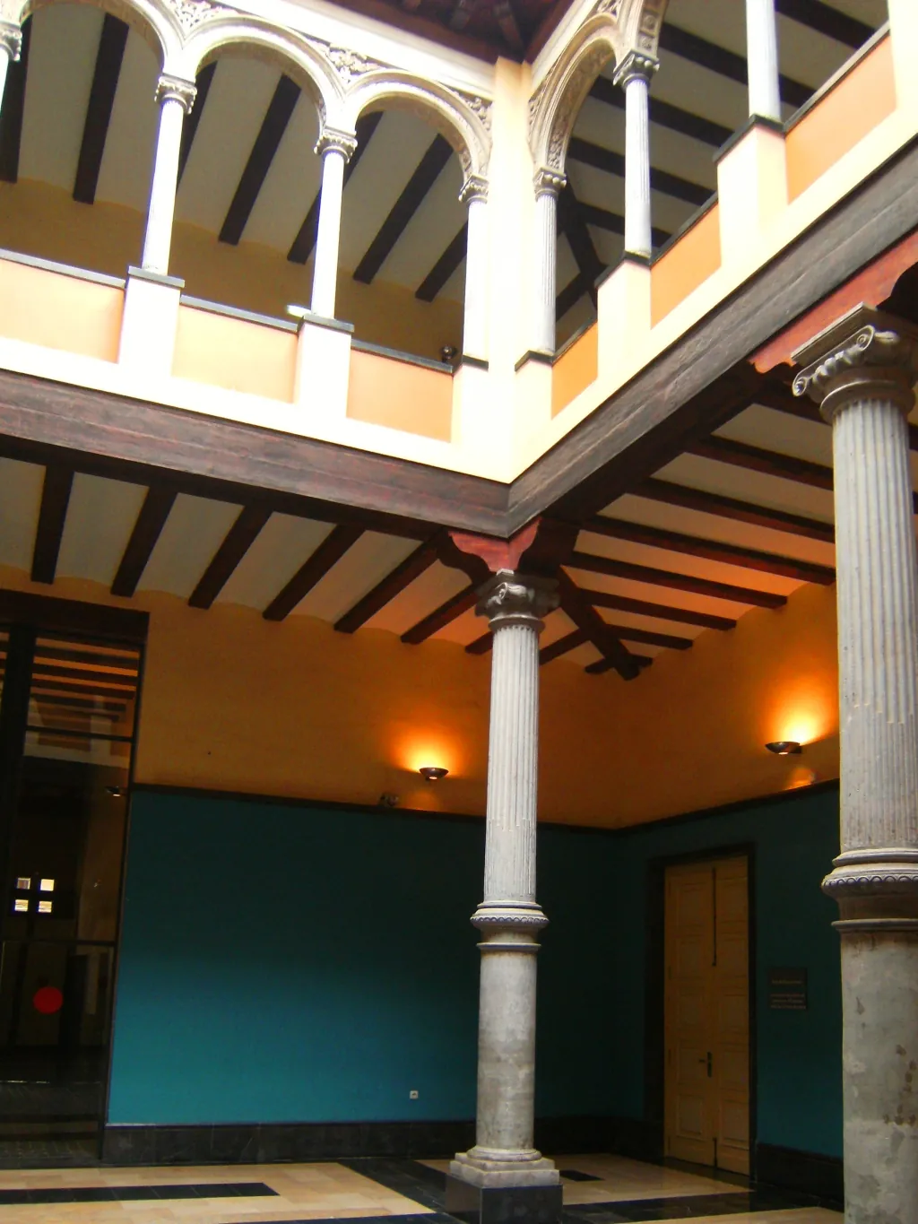 Palacio de Montemuzo
