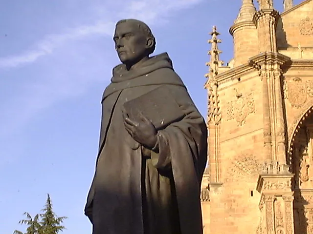 Estatua de Francisco de Vitoria